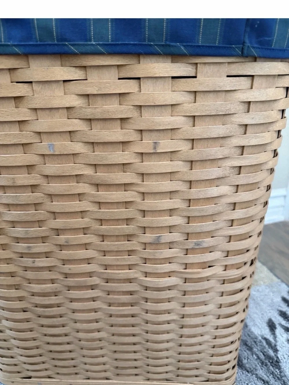 Longaberger Corner Laundry Hamper Maple Wood Lid Plastic Liner Cornflower Large